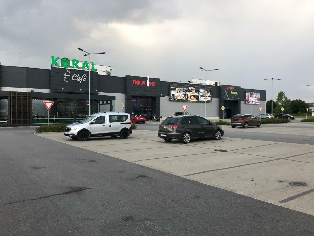 Apartment Tekelova 95M2 Preszów Zewnętrze zdjęcie